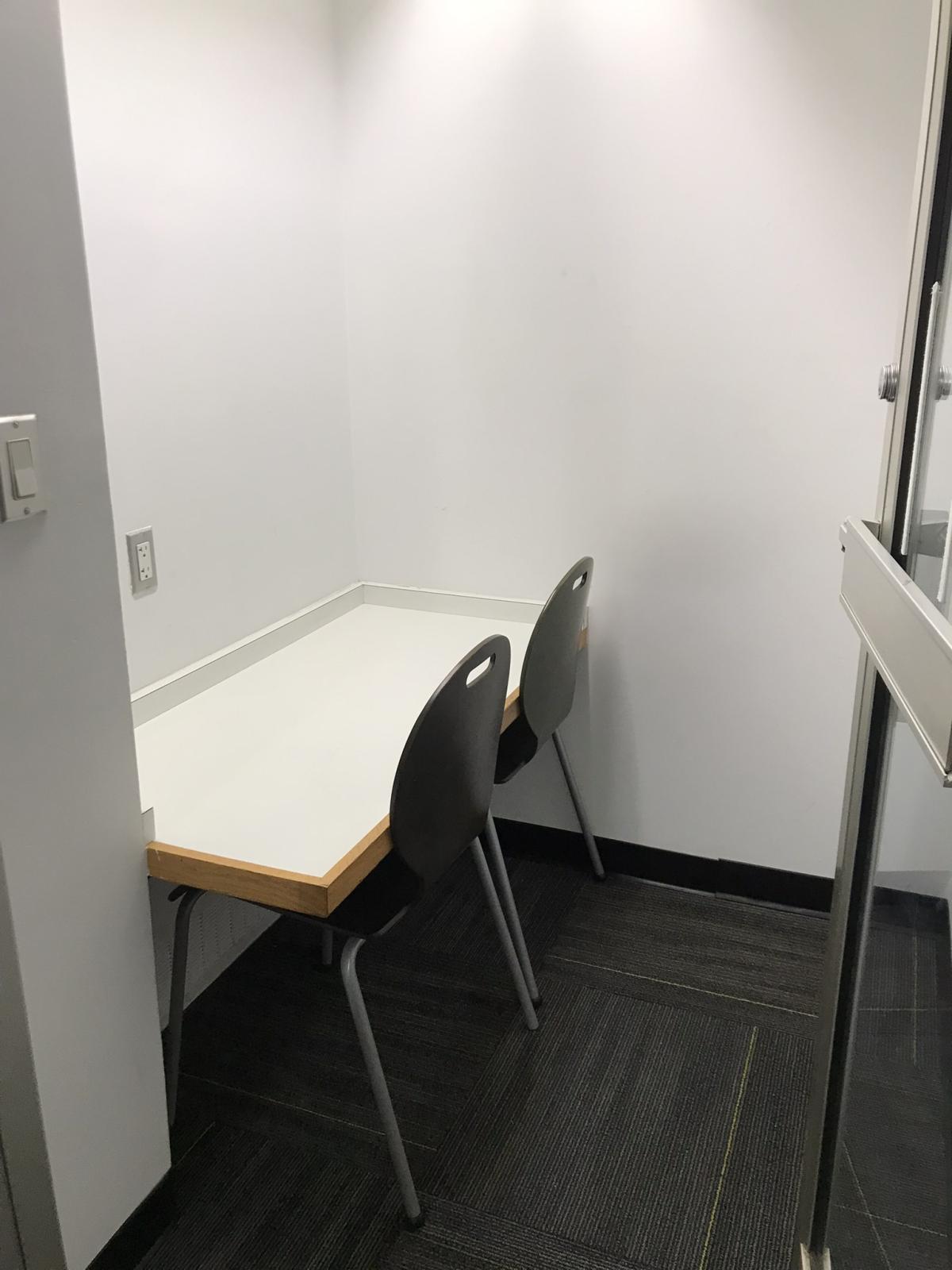 Corner Study Room - Memorial Highway  