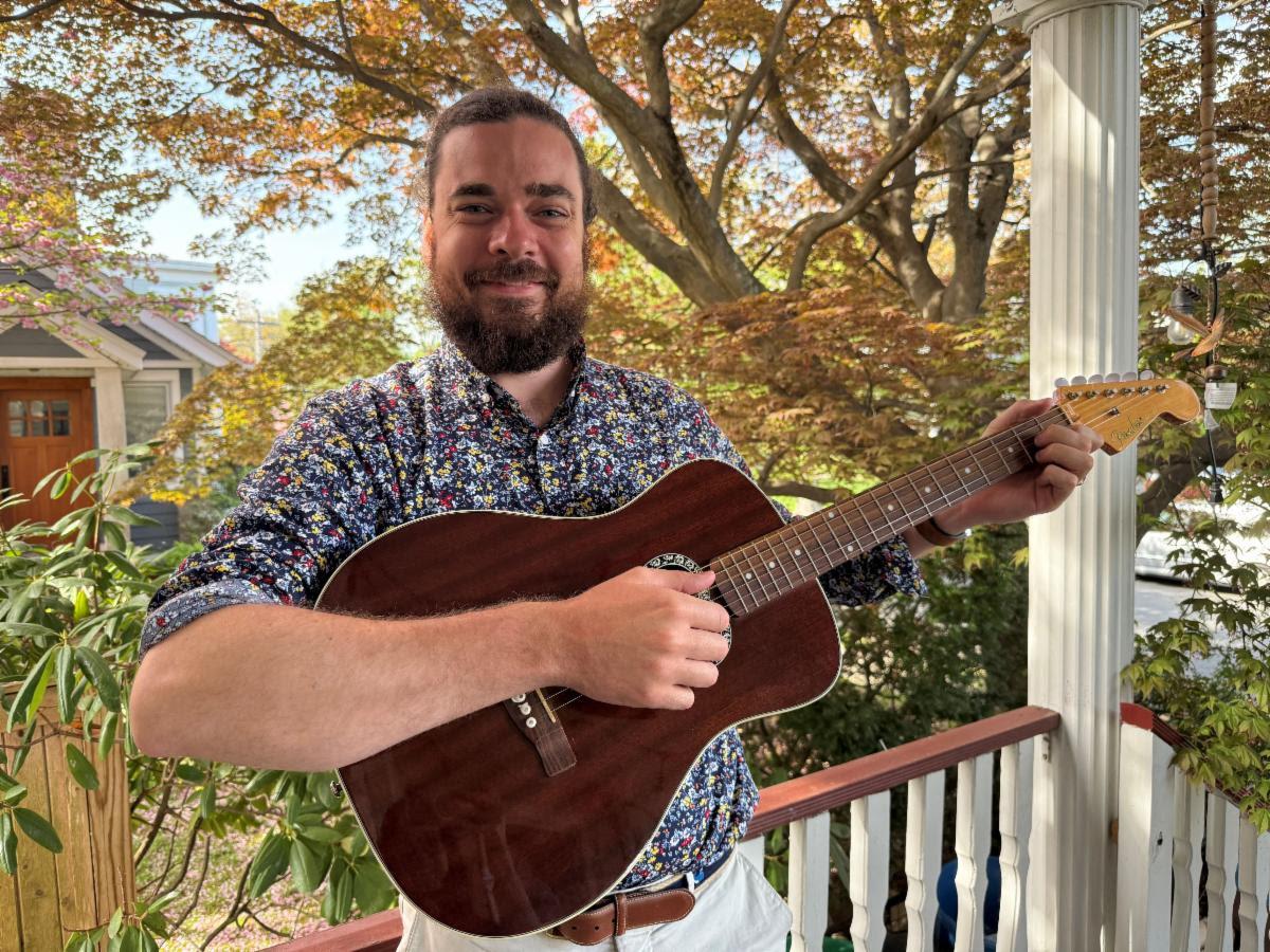 At HCL: Singin' with Sean